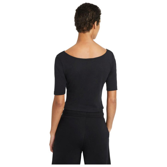 Nike Γυναικεία κοντομάνικη μπλούζα Sportswear Nike Γυναικεία κοντομάνικη μπλούζα Sportswear